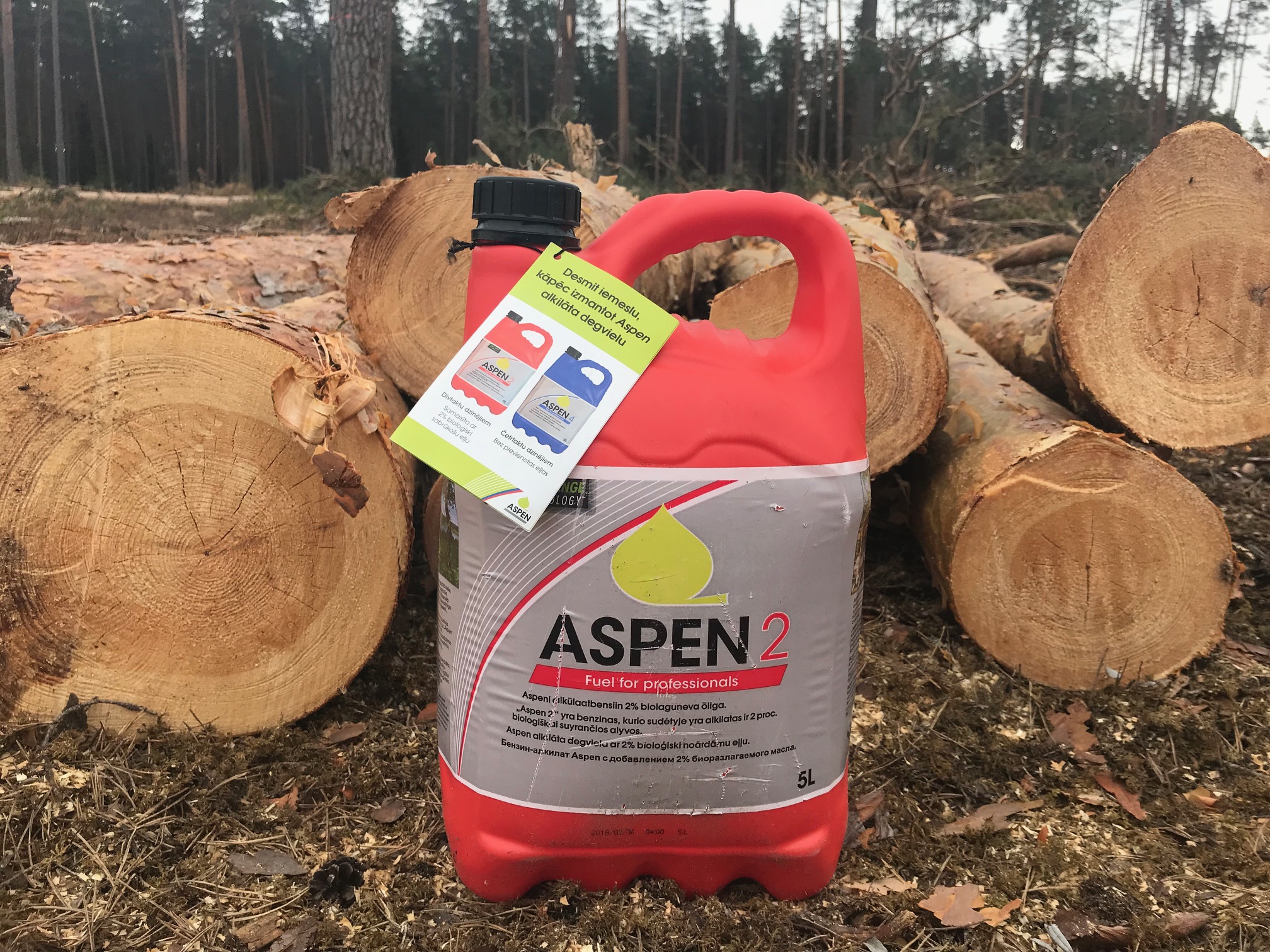 Labus rezultātus Eiropas jauno mežsaimnieku profesionālajās sacensībās Latvijas komandai nodrošina alkilāta degviela Aspen